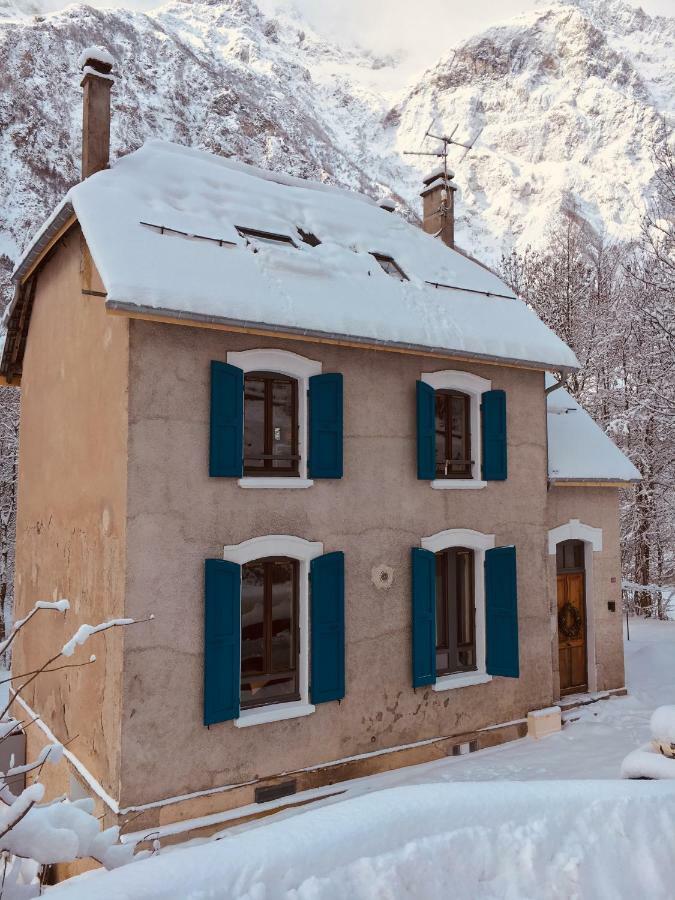 Апартаменты The Old School House, Les Ougiers Веноск Экстерьер фото